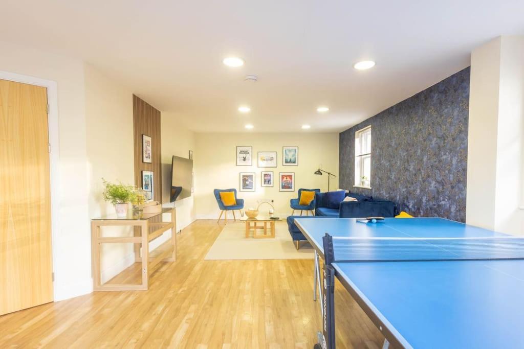 The Wellness Lodge- Gym, Table Tennis, Cinema, Parking And More! Bath Exterior photo